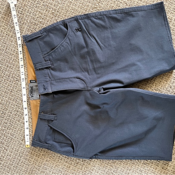Chrome Industries shorts / size 32 - Picture 5 of 6